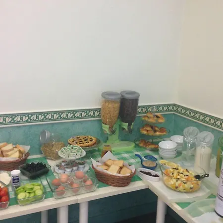 Migdal Palace Apartment